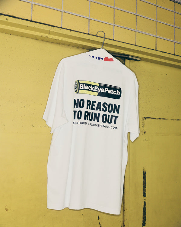 BATTERY LOGO TEE WHITE