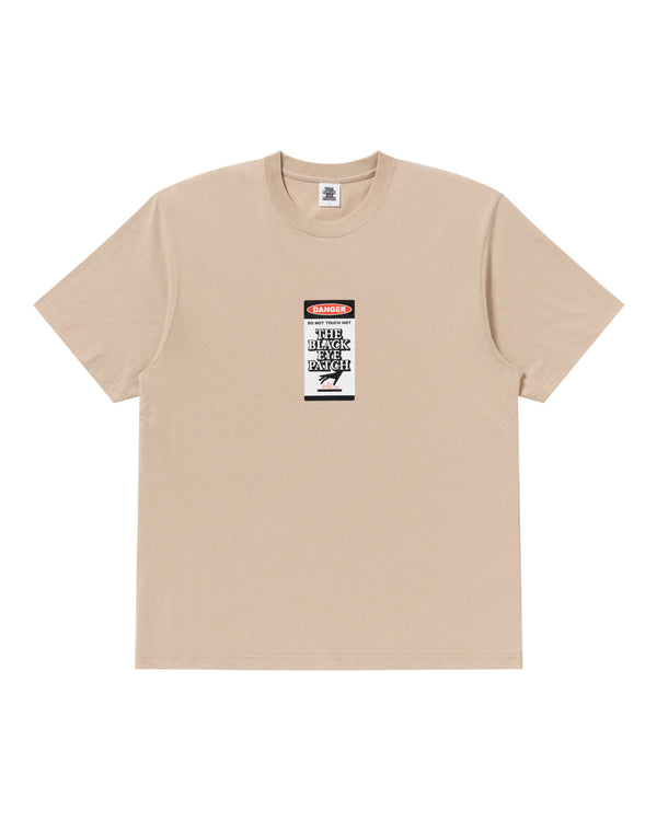 DANGER HOT LABEL TEE BEIGE