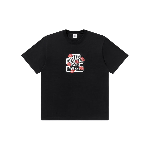 KISSES ON OG LABEL TEE BLACK