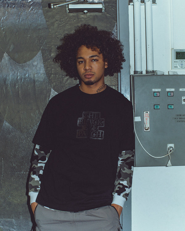 BLACKED OUT OG LABEL TEE BLACK