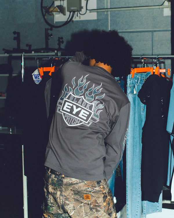 FLAME RIDER LOGO L/S TEE CHARCOAL
