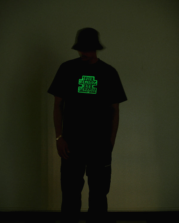 GLOW IN THE DARK OG LABEL TEE BLACK