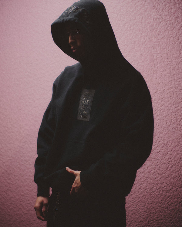 HWC LABEL HOODIE BLACK