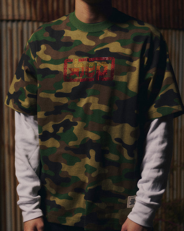 RHINESTONED URBAN STAR LOGO TEE BLACK